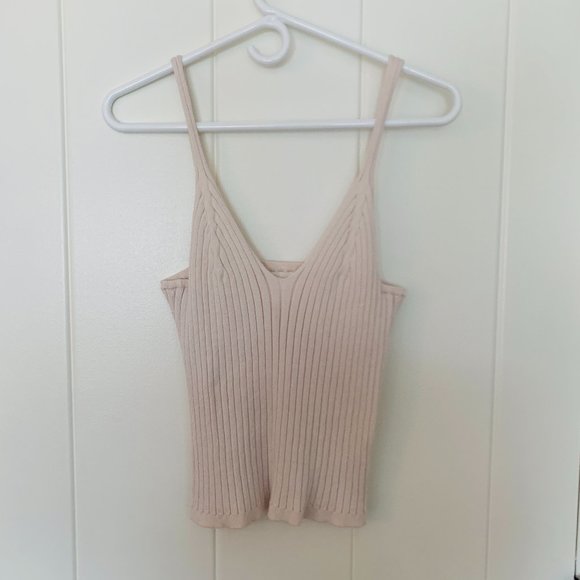 H&M KNITTED TANK - Picture 1 of 3